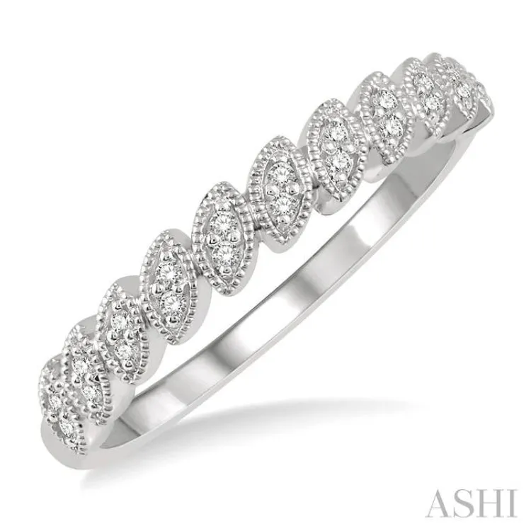 1/10 Ctw Leaf Motif Round Cut Diamond Stackable Band in 14K White Gold