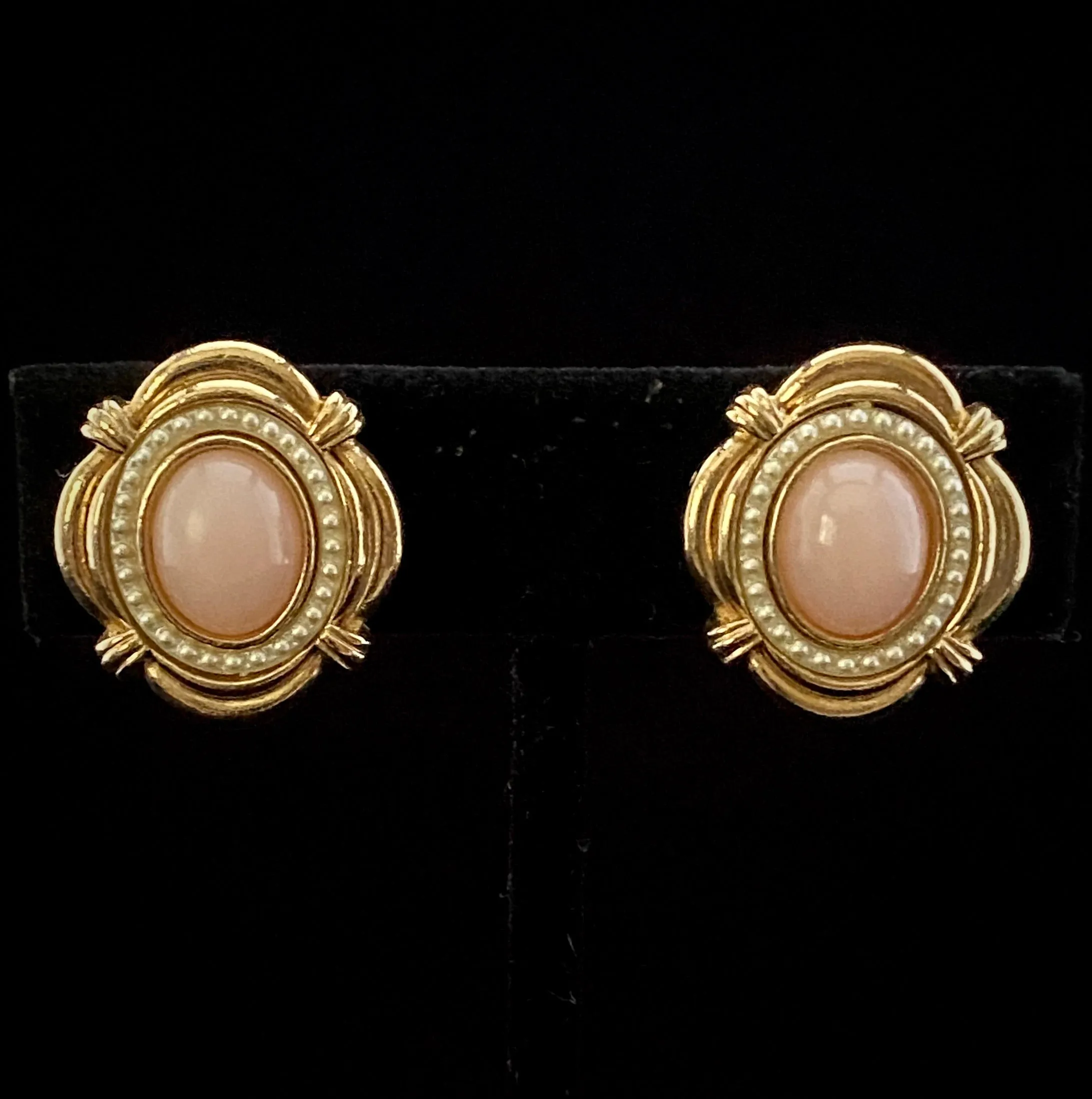 1988 Avon Victorian Spring Earrings