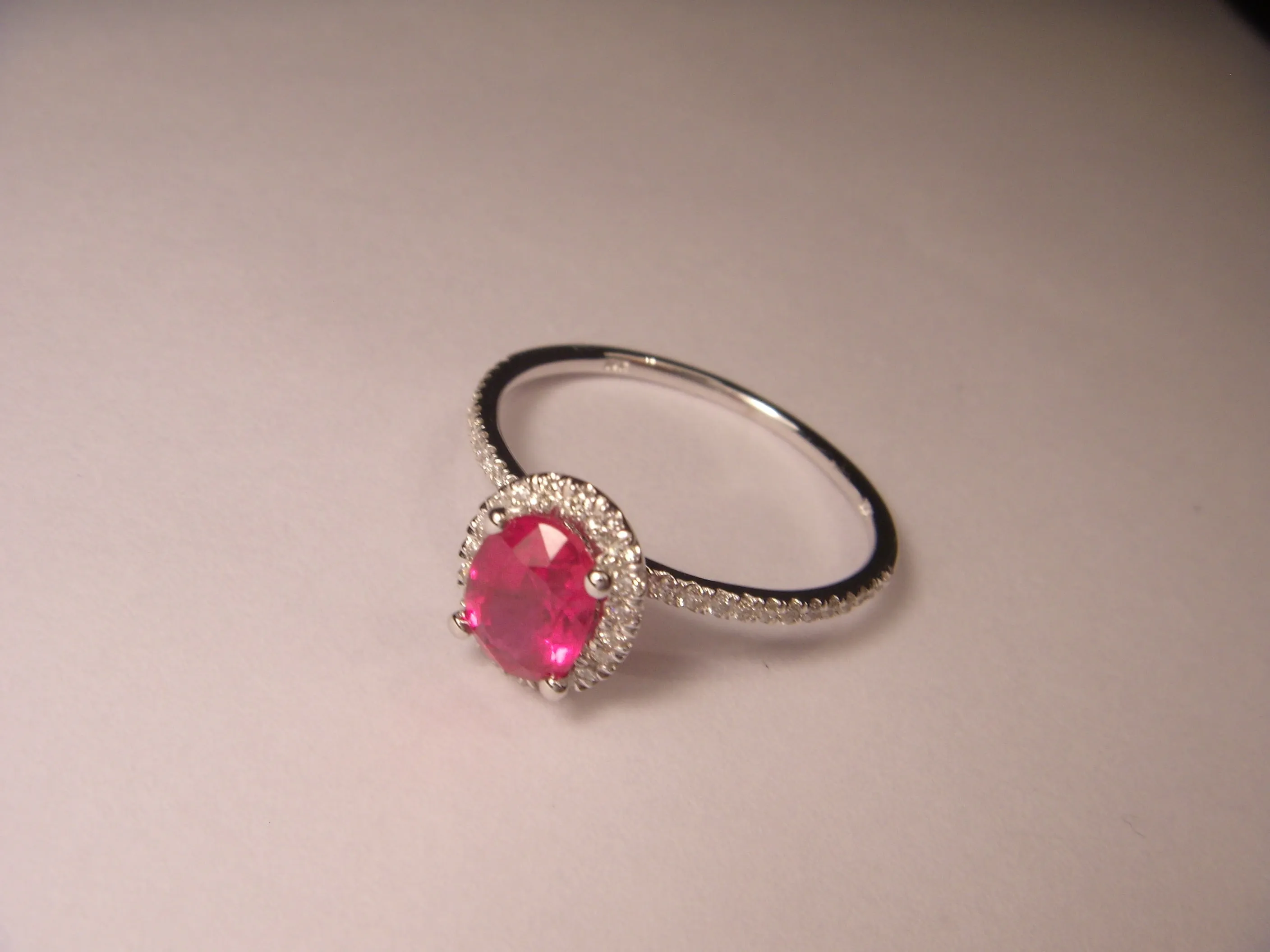 Beautiful 14K White Gold Solitaire Ruby Diamond Cocktail Ring