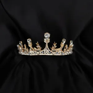 Bianca's Tiara in Gold with Pearl Center