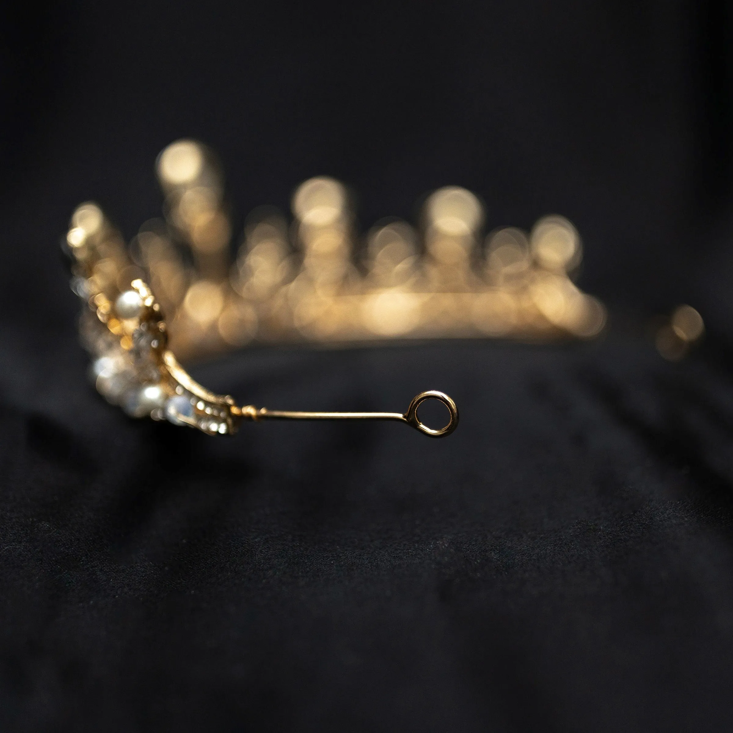 Bianca's Tiara in Gold with Pearl Center