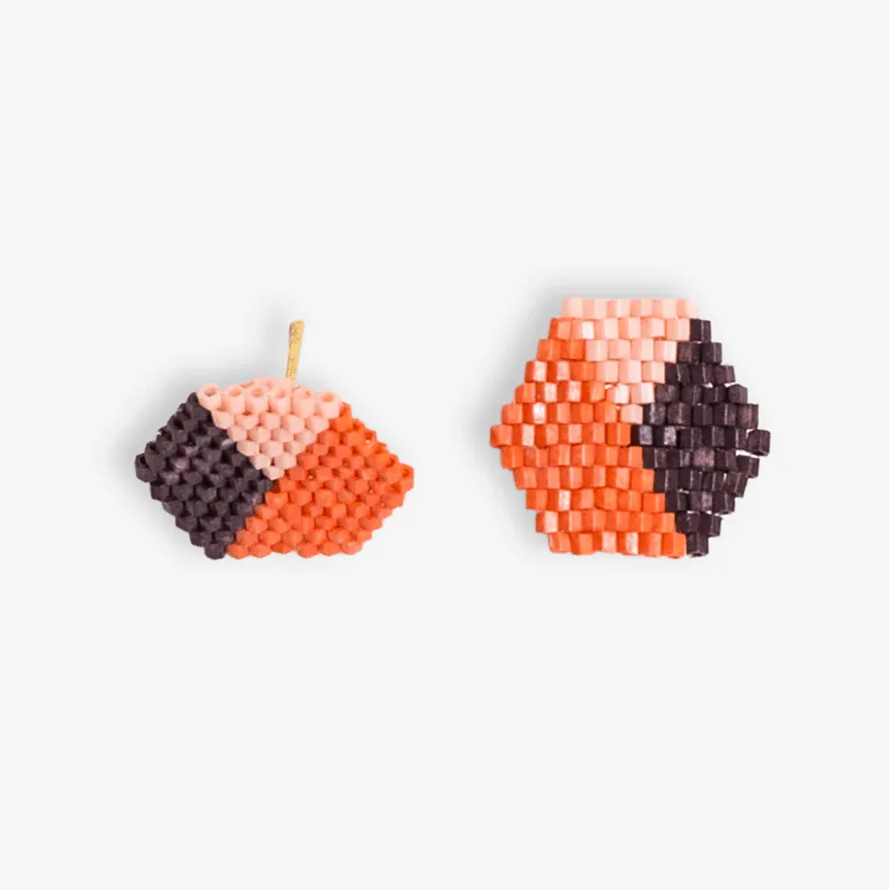 Casey Hexagon Post Beaded Earrings in Jaipur