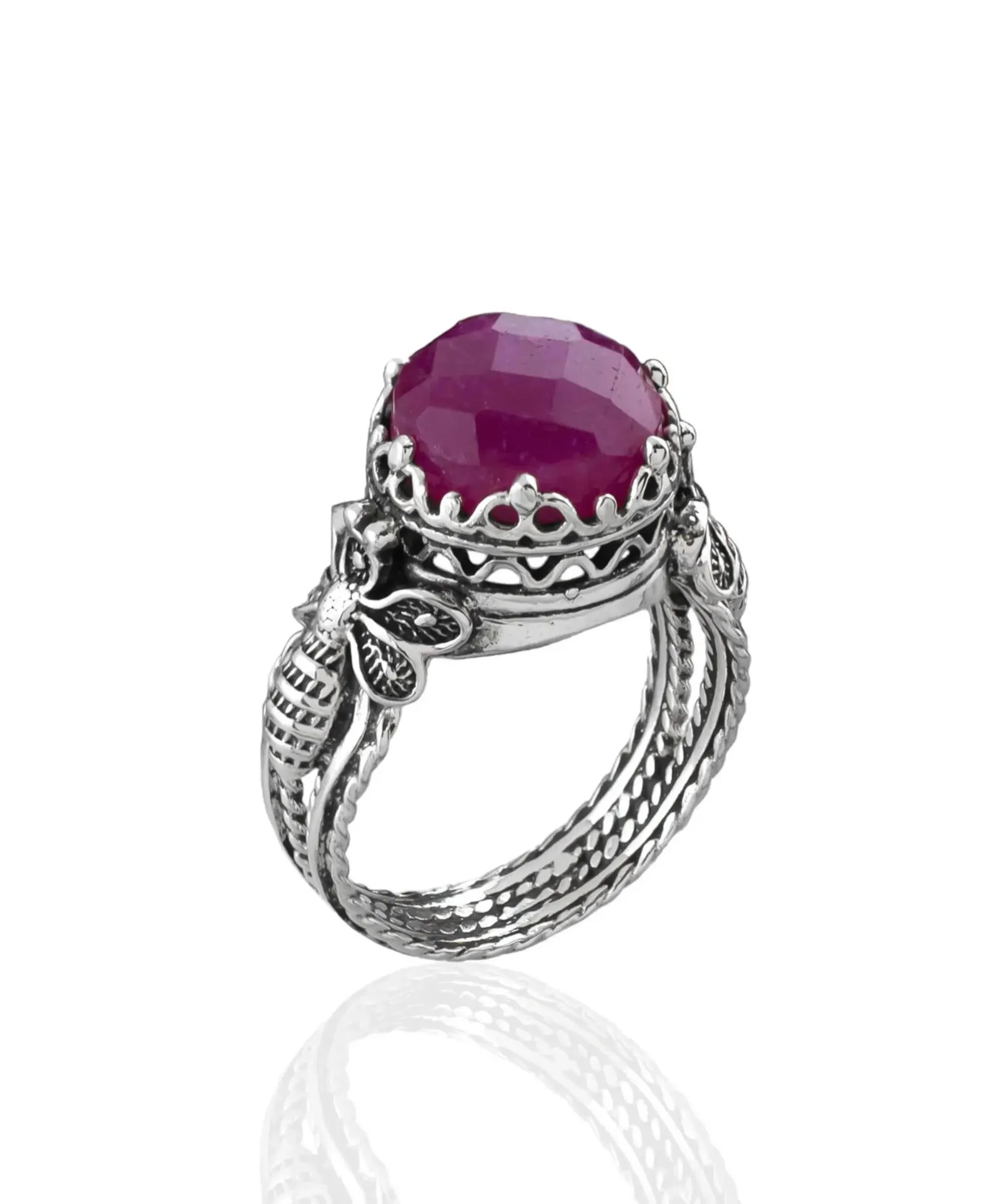 Elegant Ruby Corundum Filigree Art Women's Cocktail Ring - A Gift of Timeless Beauty