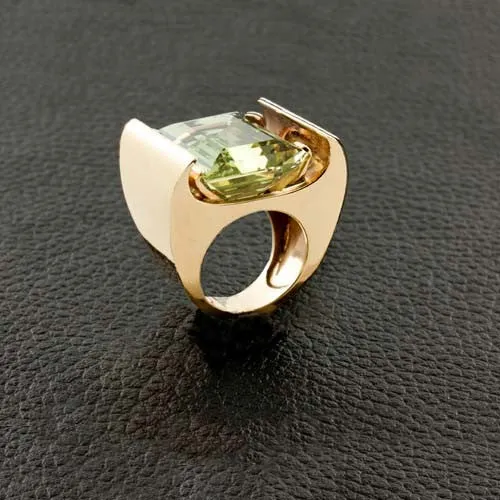 Emerald cut Green Beryl Ring