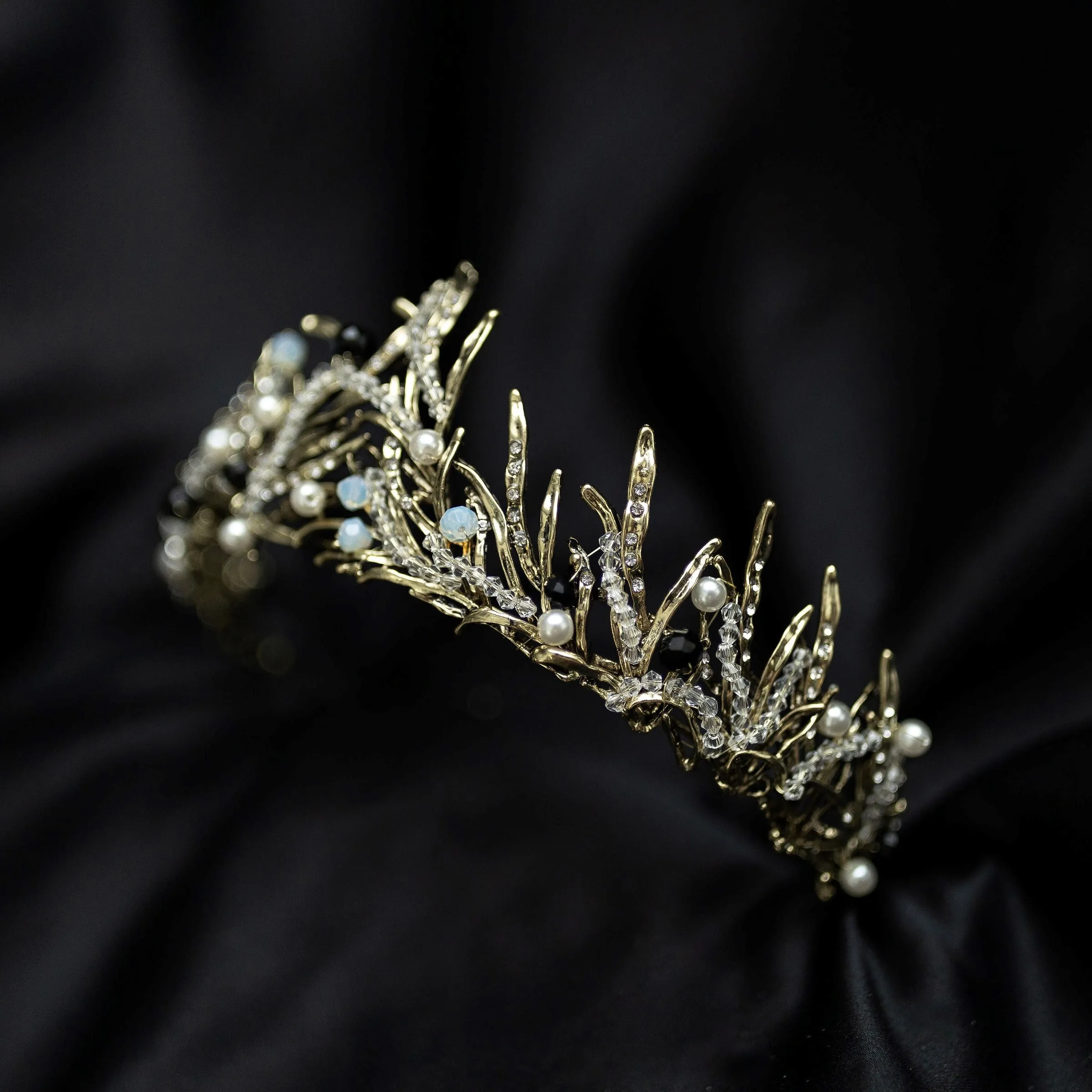 Gilda’s Tiara in Antique Gold & Clear Bead Embellishment