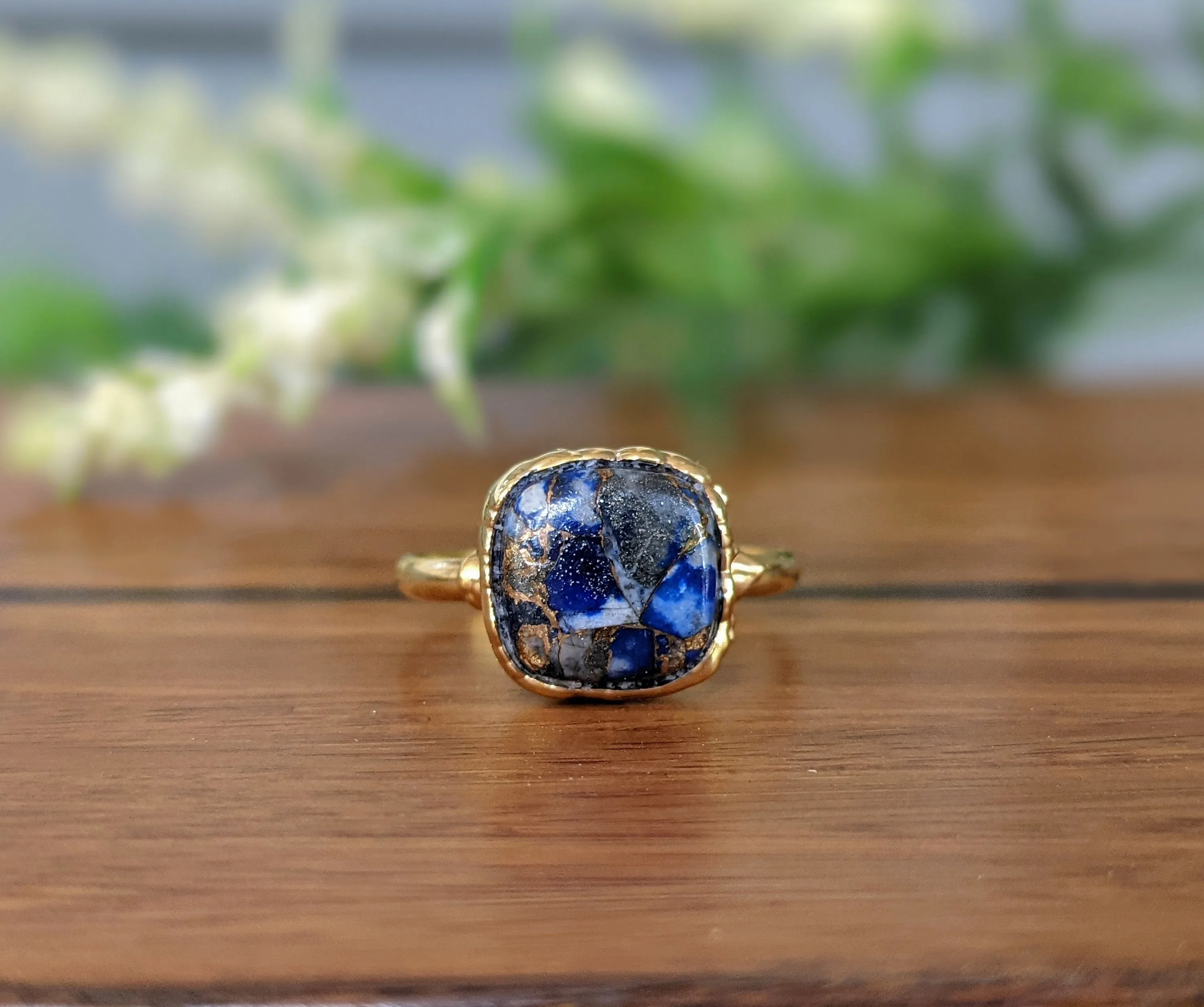 Lapis Lazuli Gold ring