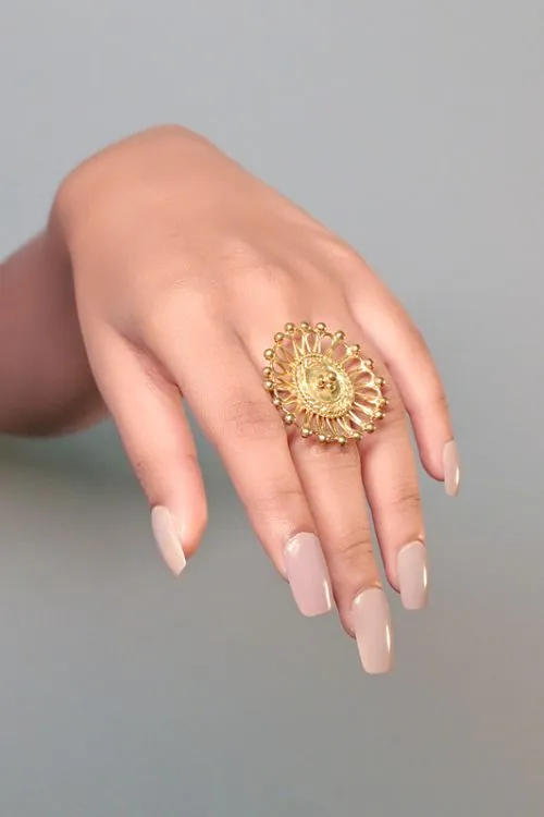 Miharu Round Cocktail Ring