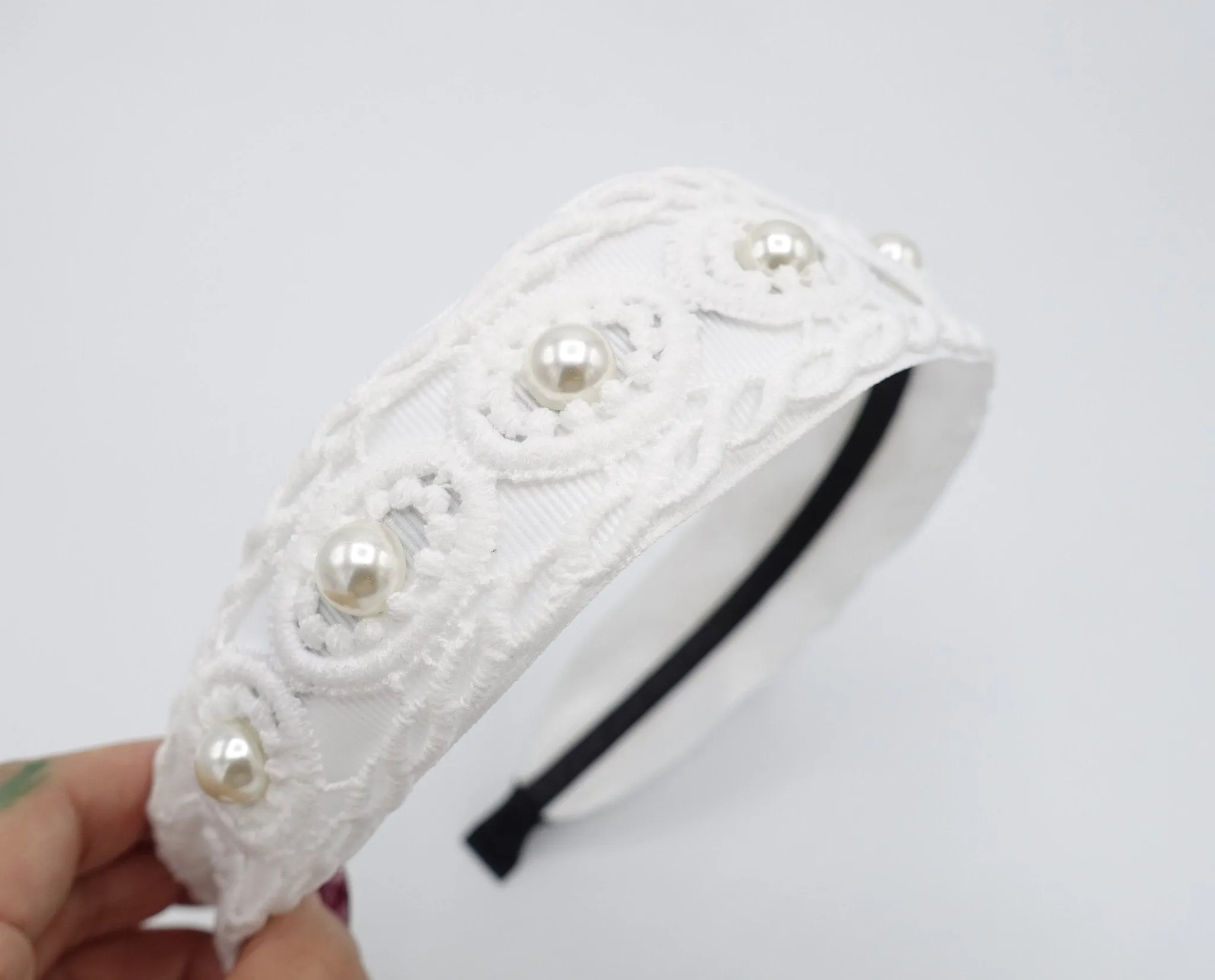 pearl embellished circle ellipse headband for women