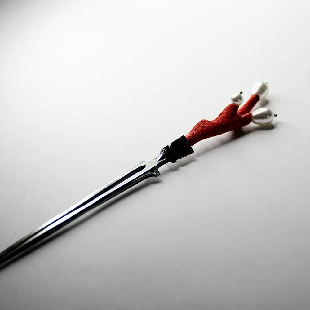 RED CORAL HAIRPIN