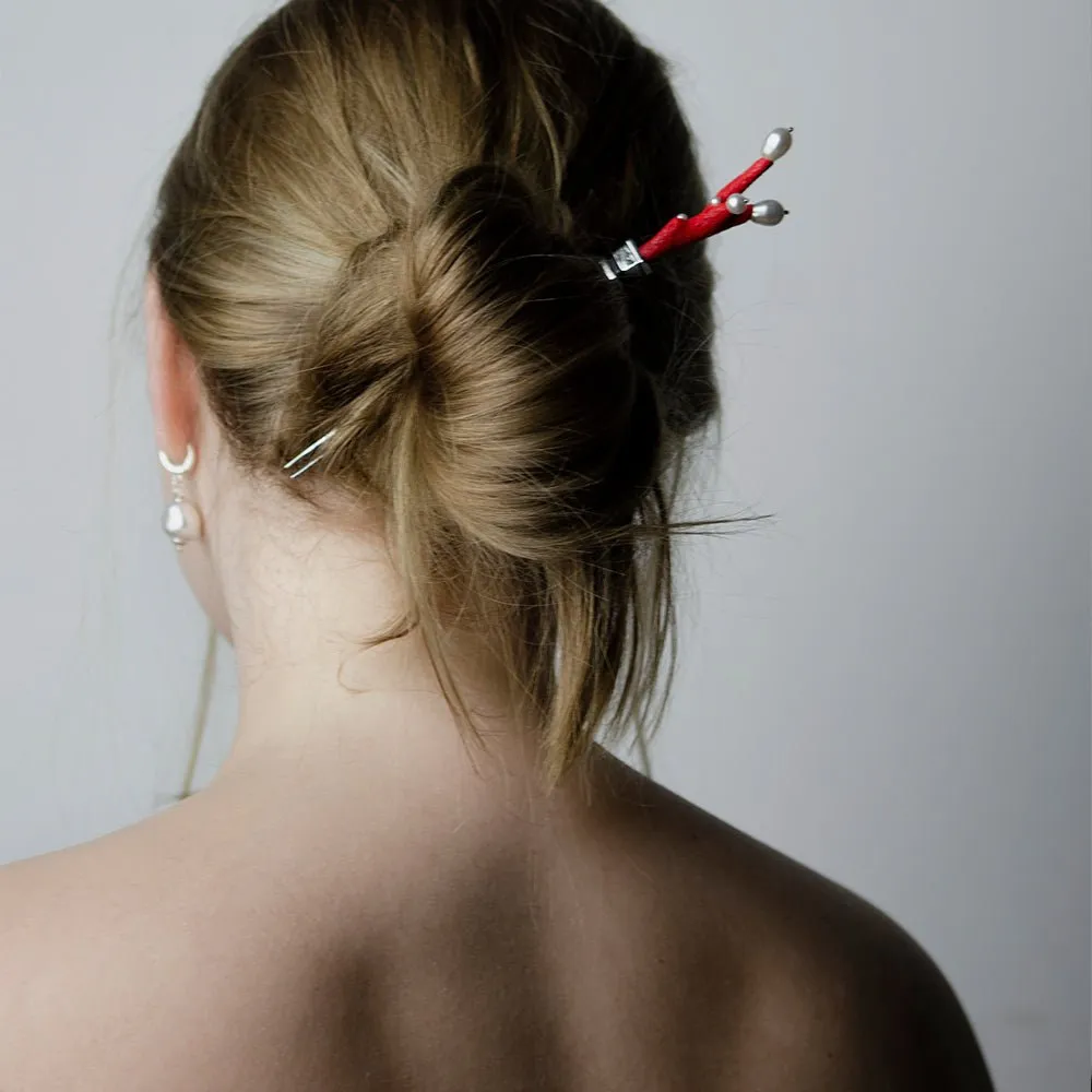 RED CORAL HAIRPIN