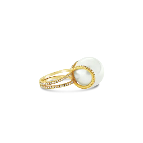 South Sea Pearl & Diamond Ring