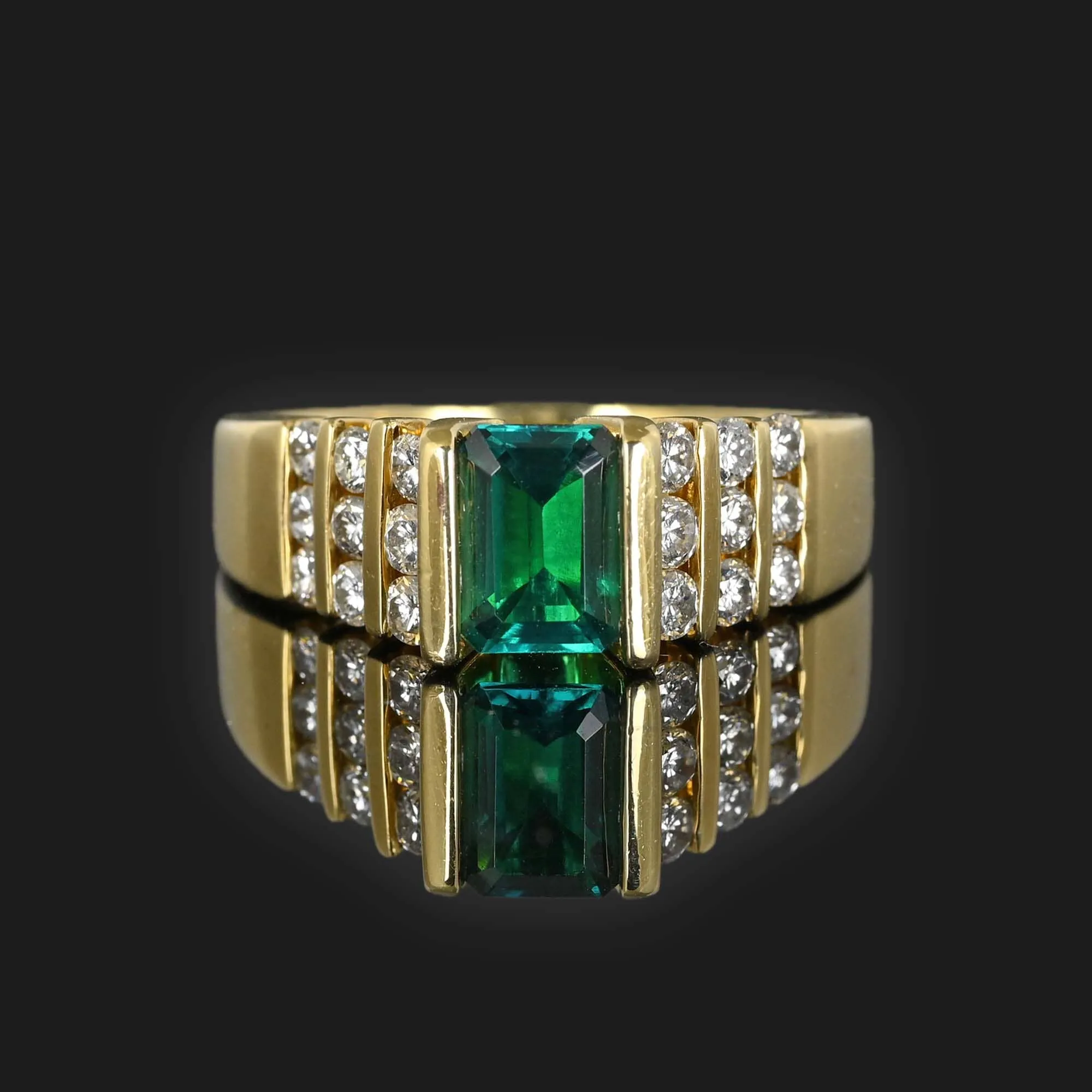 Vintage 14K Gold Emerald and Diamond Ring