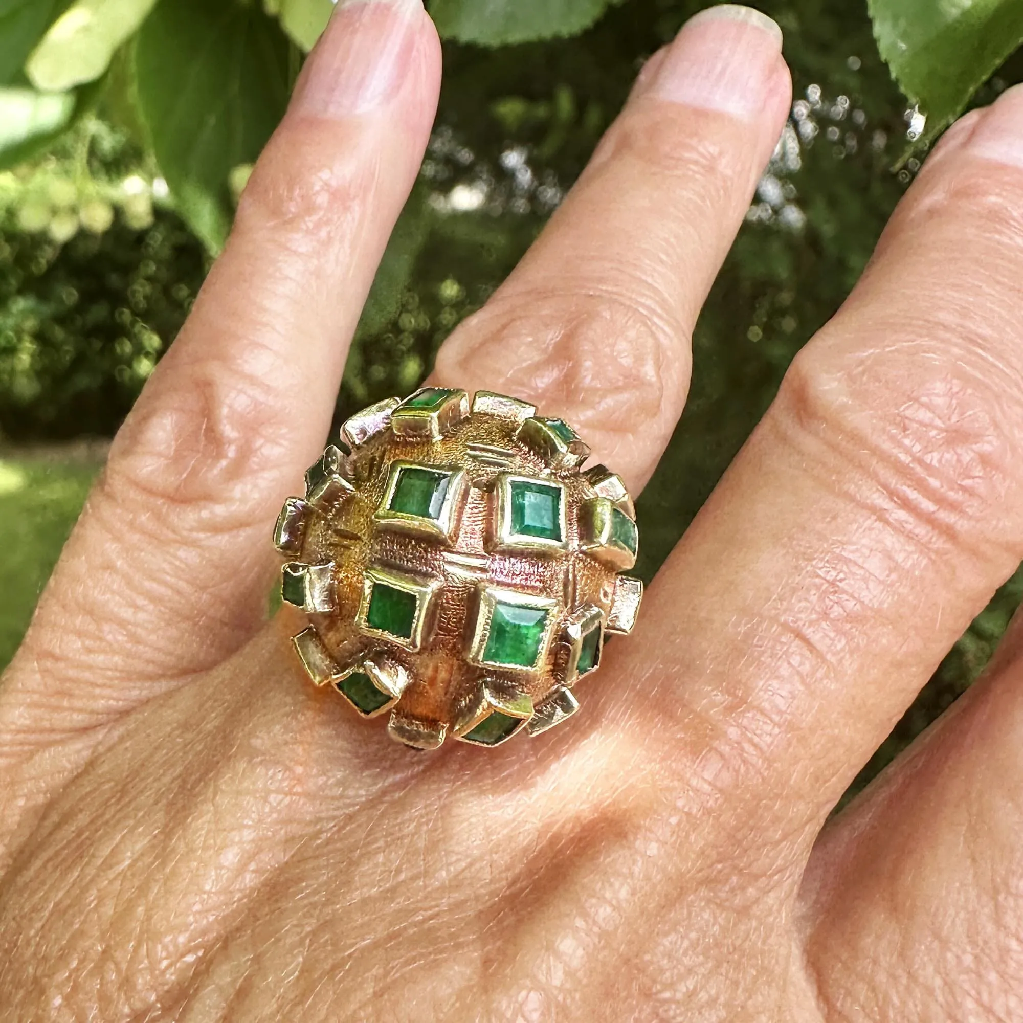 Vintage Mid Century 18K Gold Dome Emerald Sputnik Ring