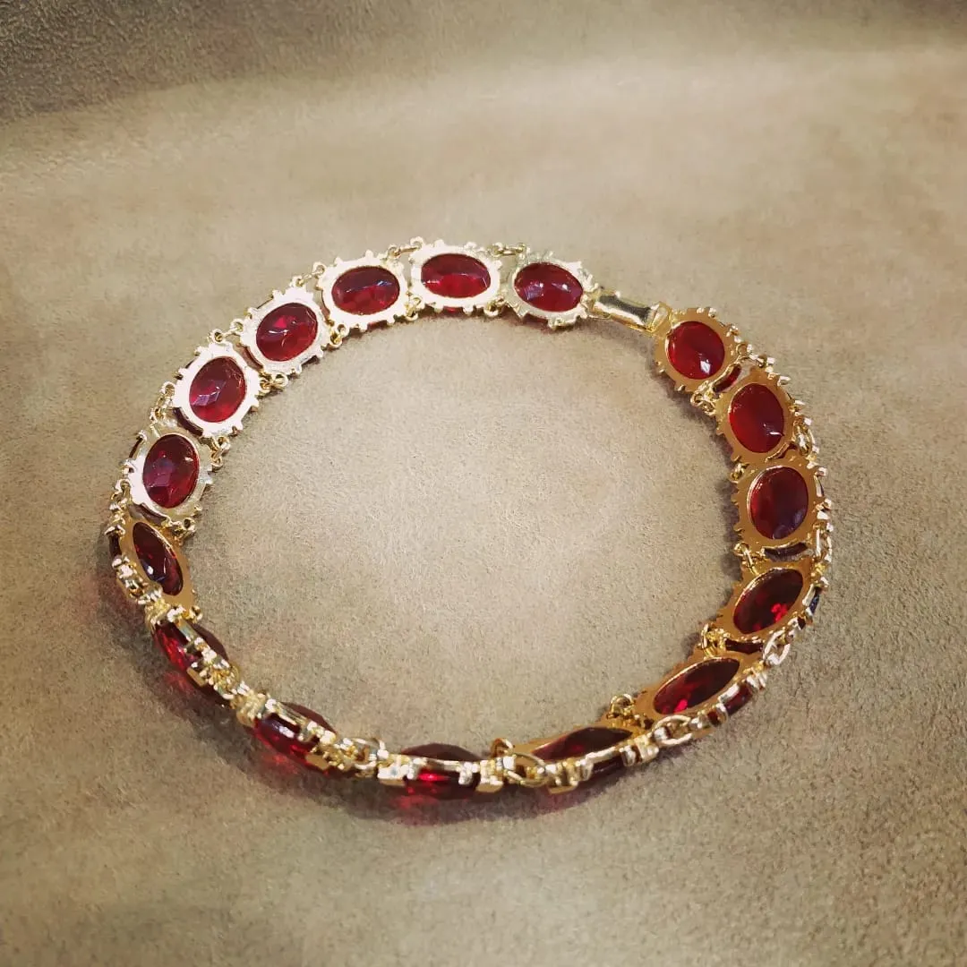 Vintage Red glass Choker Necklace